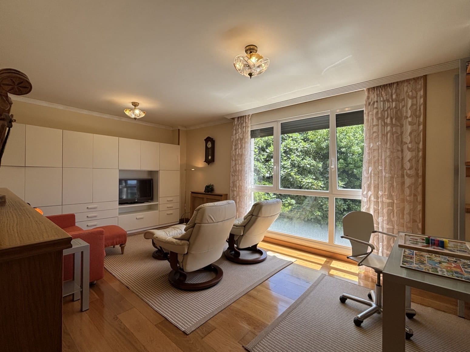 2 bedroom Flat for sale in Santander with pool garage - € 410,000 (Ref: 9966274)