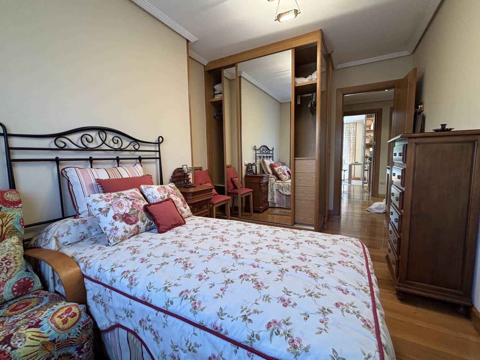 2 bedroom Flat for sale in Santander with pool garage - € 410,000 (Ref: 9966274)