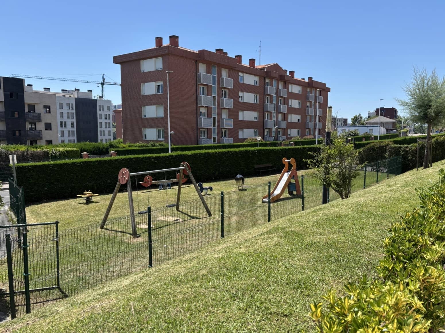 2 bedroom Flat for sale in Santander with pool garage - € 410,000 (Ref: 9966274)