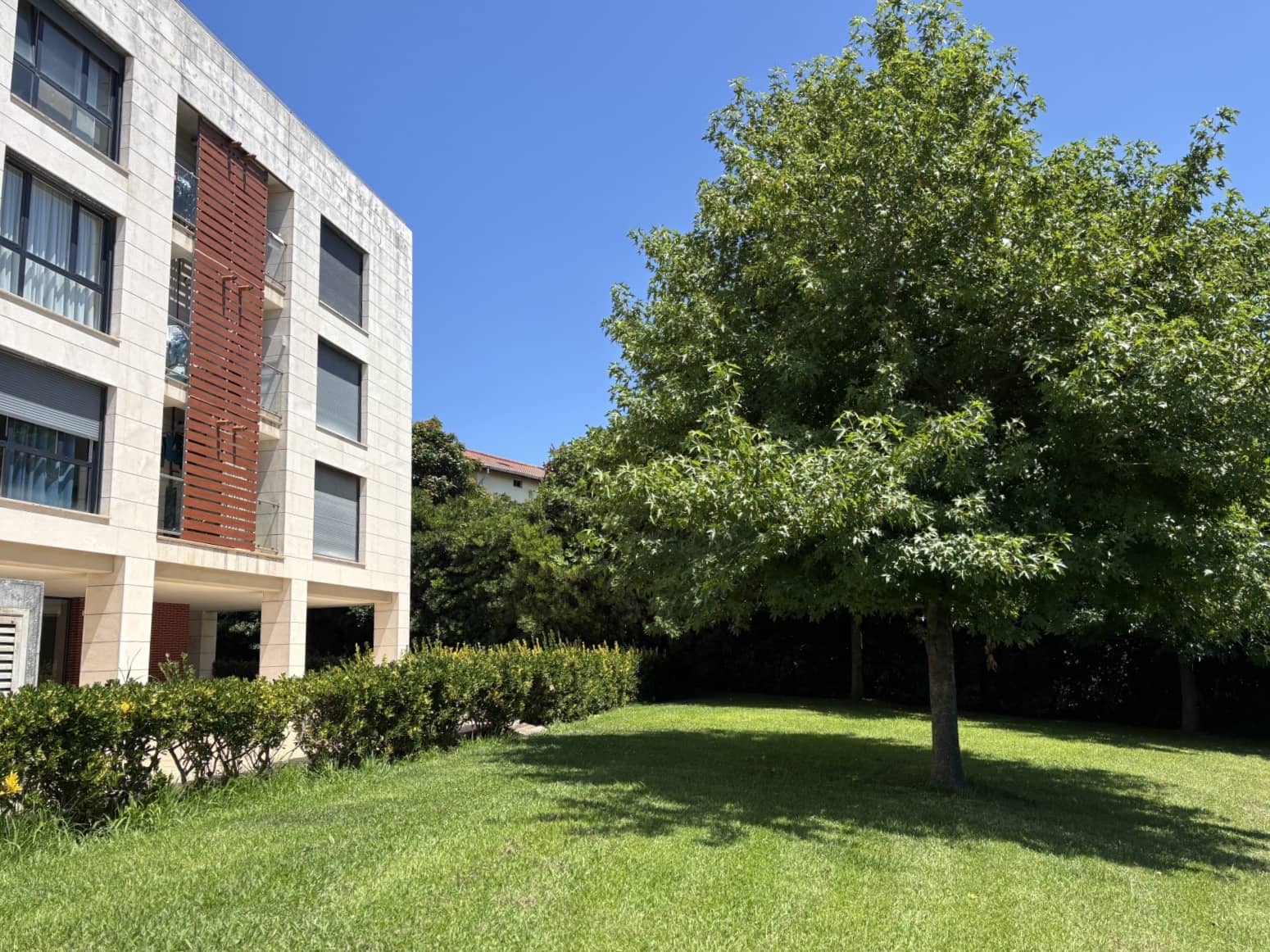 2 bedroom Flat for sale in Santander with pool garage - € 410,000 (Ref: 9966274)