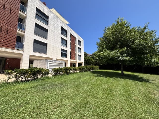 2 soverom Leilighet til salgs i Santander med svømmebasseng garasje - € 410 000 (Ref: 9966274)