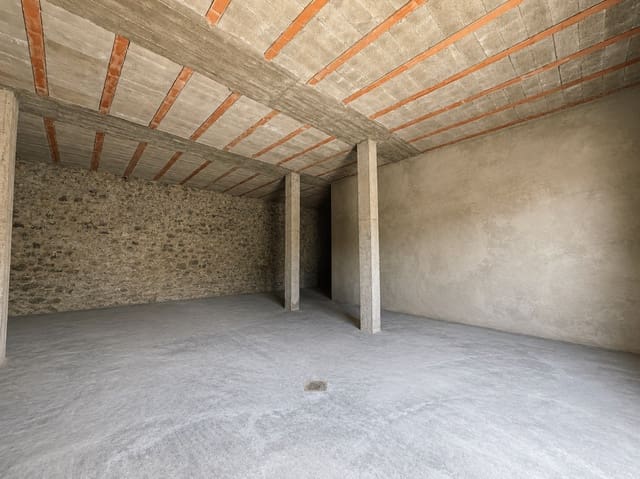 3 soverom Leilighet til salgs i Valdeolea med garasje - € 180 000 (Ref: 9968105)
