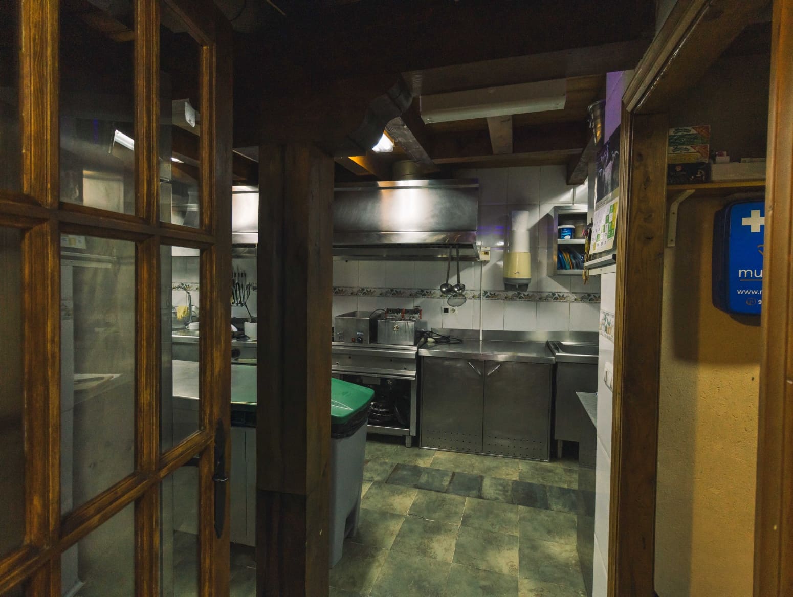 Negocio de 2 habitaciones en Valle de Sedano en venta - 600.000 € (Ref: 9979534)