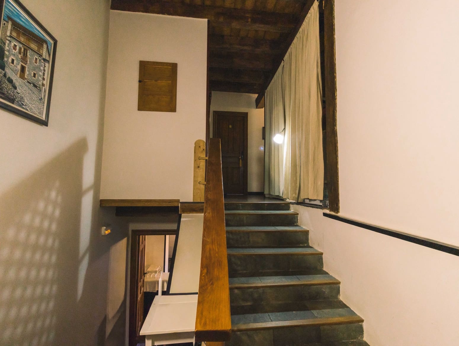 Negocio de 2 habitaciones en Valle de Sedano en venta - 600.000 € (Ref: 9979534)