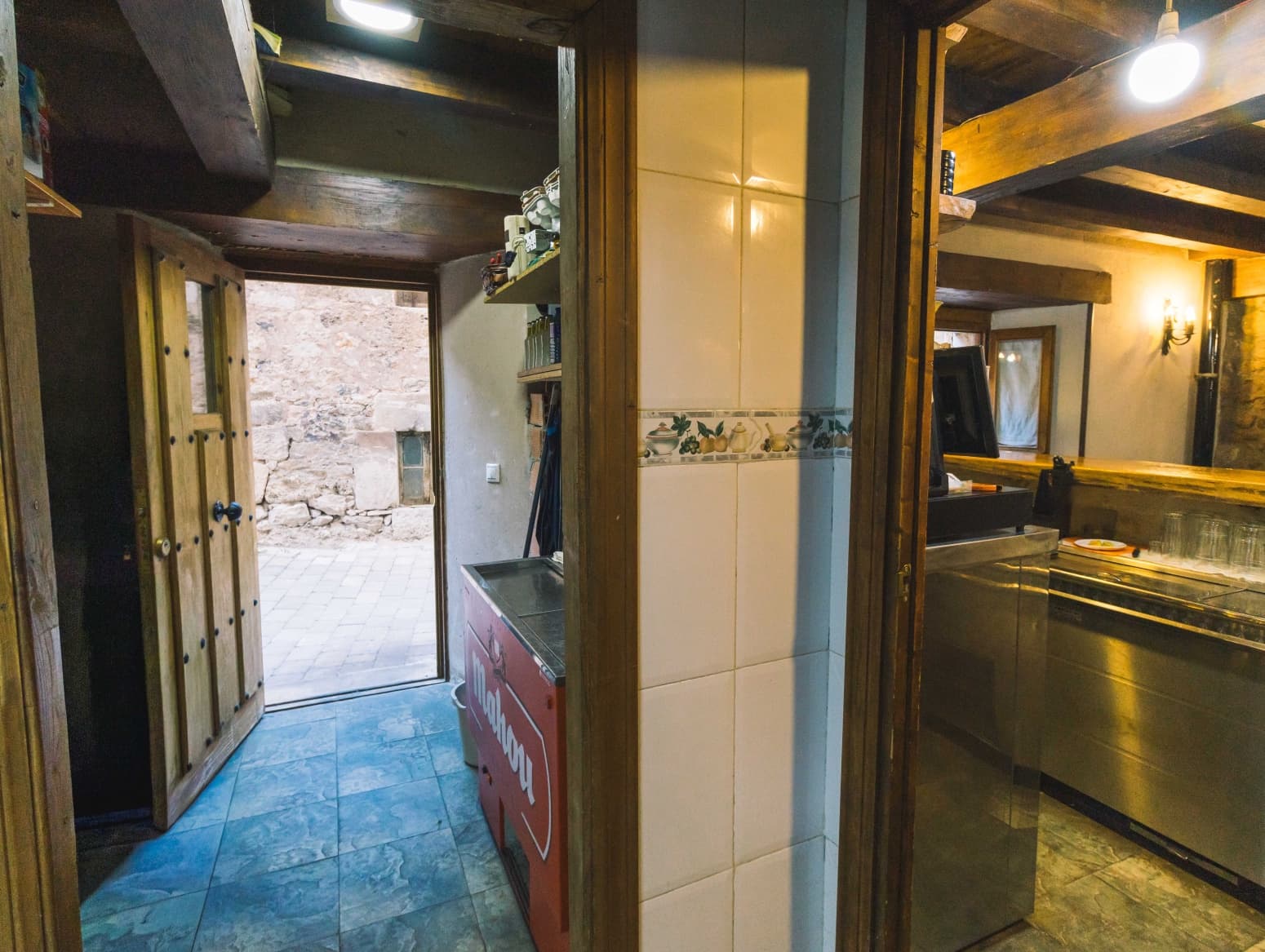 Negocio de 2 habitaciones en Valle de Sedano en venta - 600.000 € (Ref: 9979534)