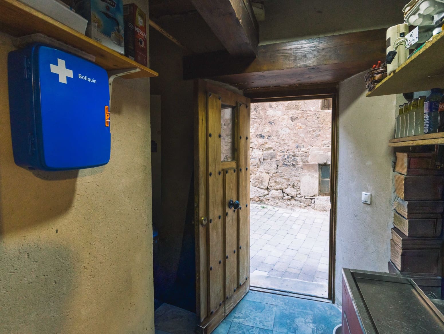 Negocio de 2 habitaciones en Valle de Sedano en venta - 600.000 € (Ref: 9979534)