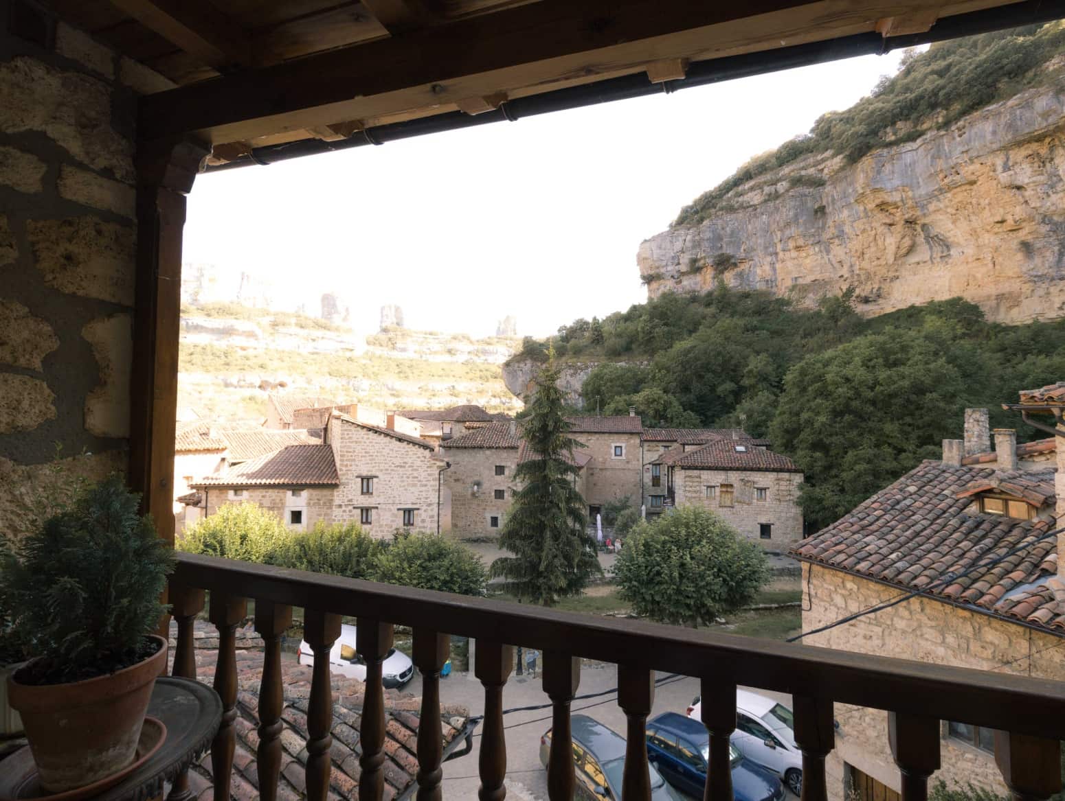 Negocio de 2 habitaciones en Valle de Sedano en venta - 600.000 € (Ref: 9979534)