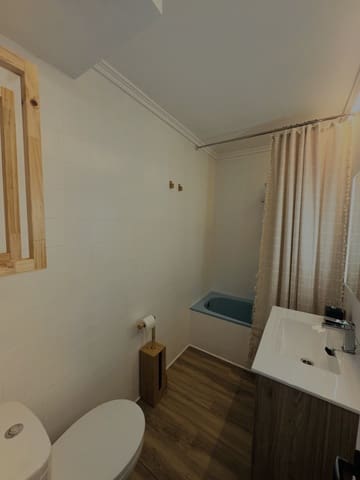 Piso de 1 habitación en Aguilar de Campoo en alquiler - 600 € (Ref: 9990312)
