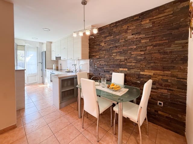 3 sypialnia Willa na sprzedaż w Valles, Reocín z garażem - 325 000 € (Ref: 9996705)