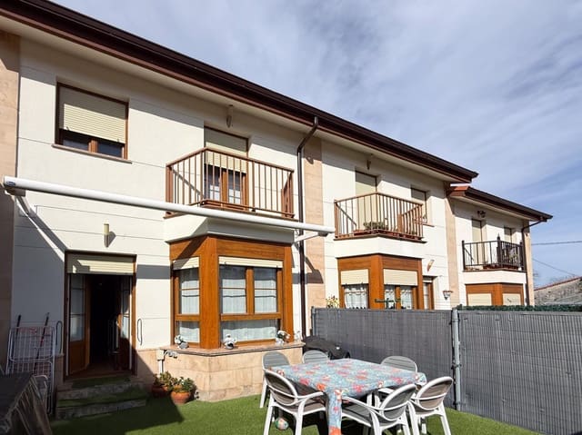 3 sypialnia Willa na sprzedaż w Valles, Reocín z garażem - 325 000 € (Ref: 9996705)