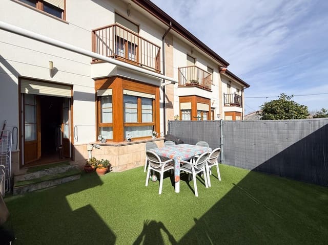 3 sypialnia Willa na sprzedaż w Valles, Reocín z garażem - 325 000 € (Ref: 9996705)