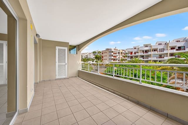 1 slaapkamer Flat te koop in Palm-Mar, Arona met zwembad - € 291.500 (Ref: 10000958)