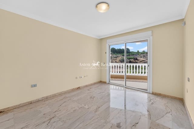 2 soveværelse Lejlighed til salg i Los Gigantes, Santiago del Teide med swimmingpool garage - € 460.000 (Ref: 10001340)