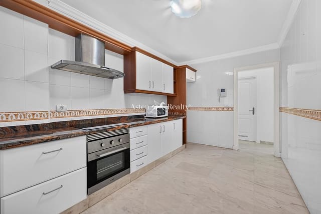 2 soverom Leilighet til salgs i Los Gigantes, Santiago del Teide med svømmebasseng garasje - € 440 000 (Ref: 10001341)
