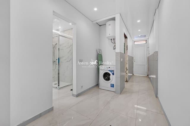1 quarto Apartamento para venda em Costa del Silencio, Arona com piscina - 187 000 € (Ref: 10006075)