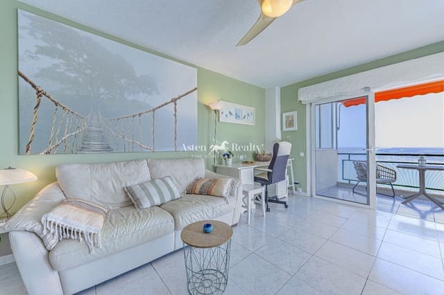 1 bedroom Flat for sale in Los Cristianos, Arona with pool - € 395,000 (Ref: 10009664)