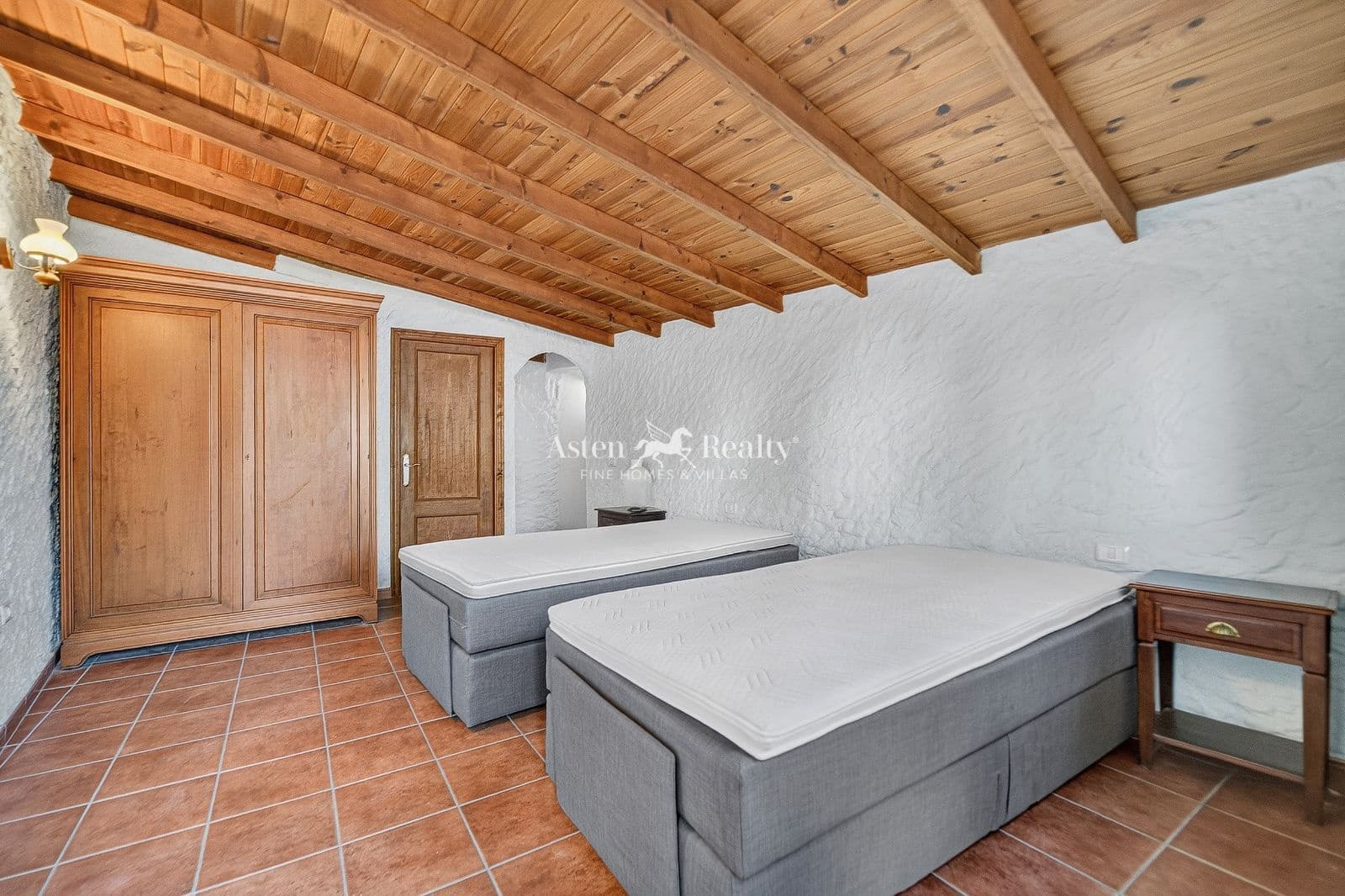 Chalet de 4 habitaciones en Icod de los Vinos en venta con garaje - 319.000 € (Ref: 10014790)