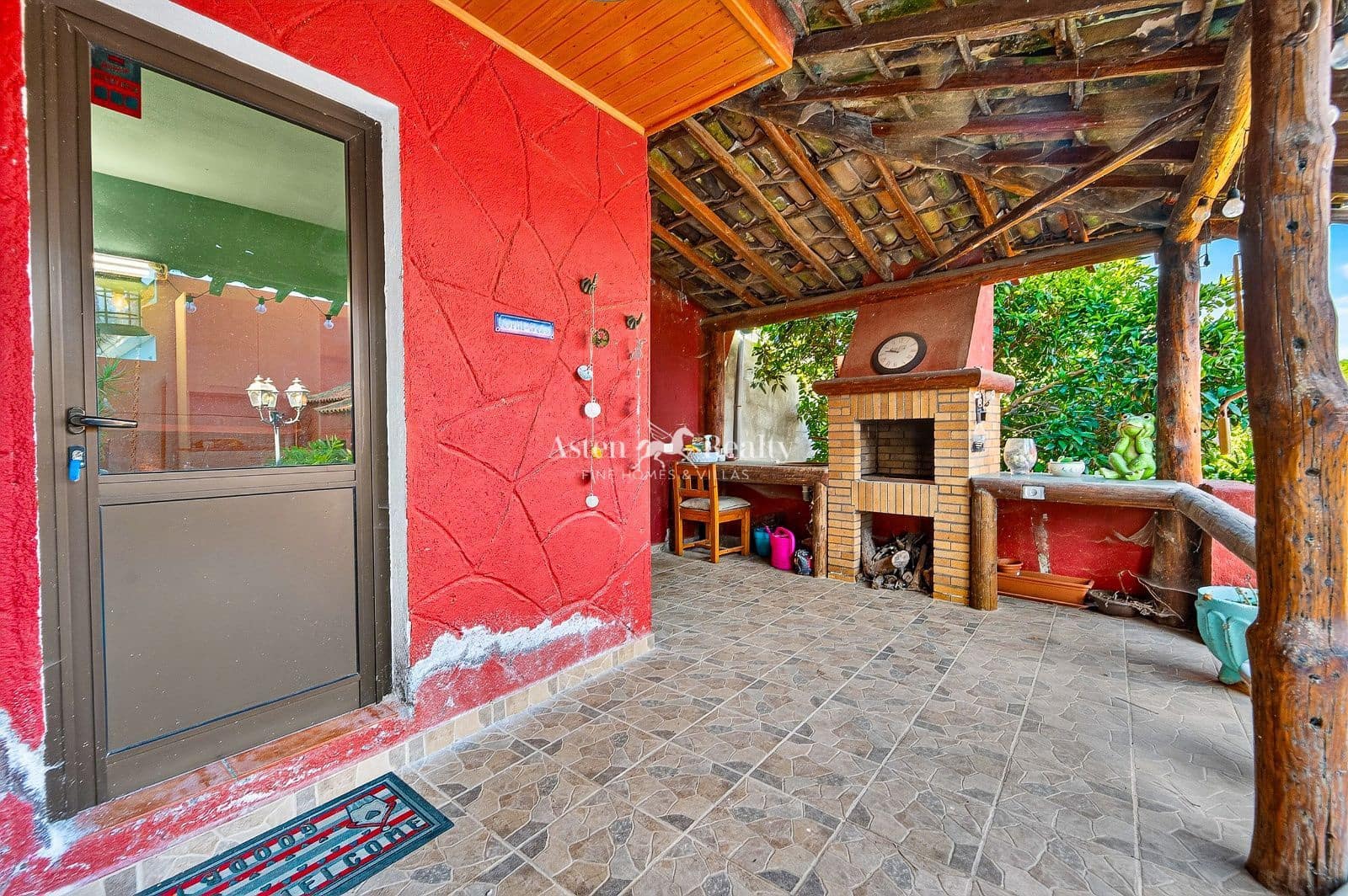 Chalet de 4 habitaciones en Icod de los Vinos en venta con garaje - 319.000 € (Ref: 10014790)