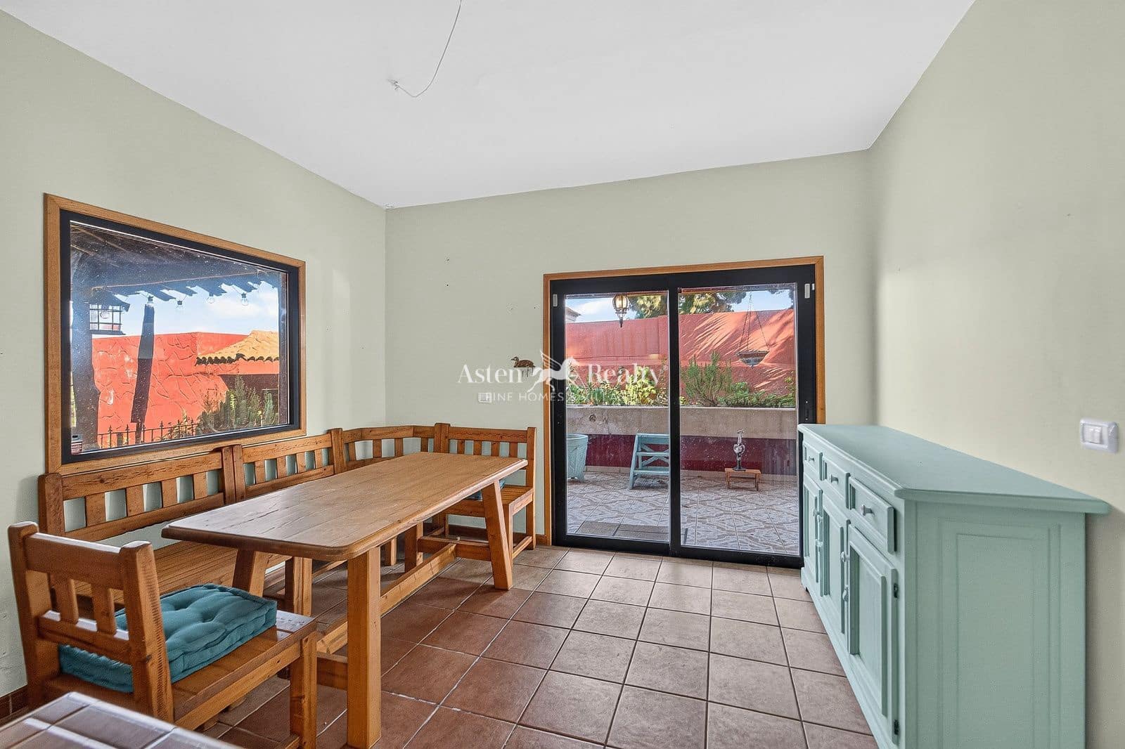 Chalet de 4 habitaciones en Icod de los Vinos en venta con garaje - 319.000 € (Ref: 10014790)