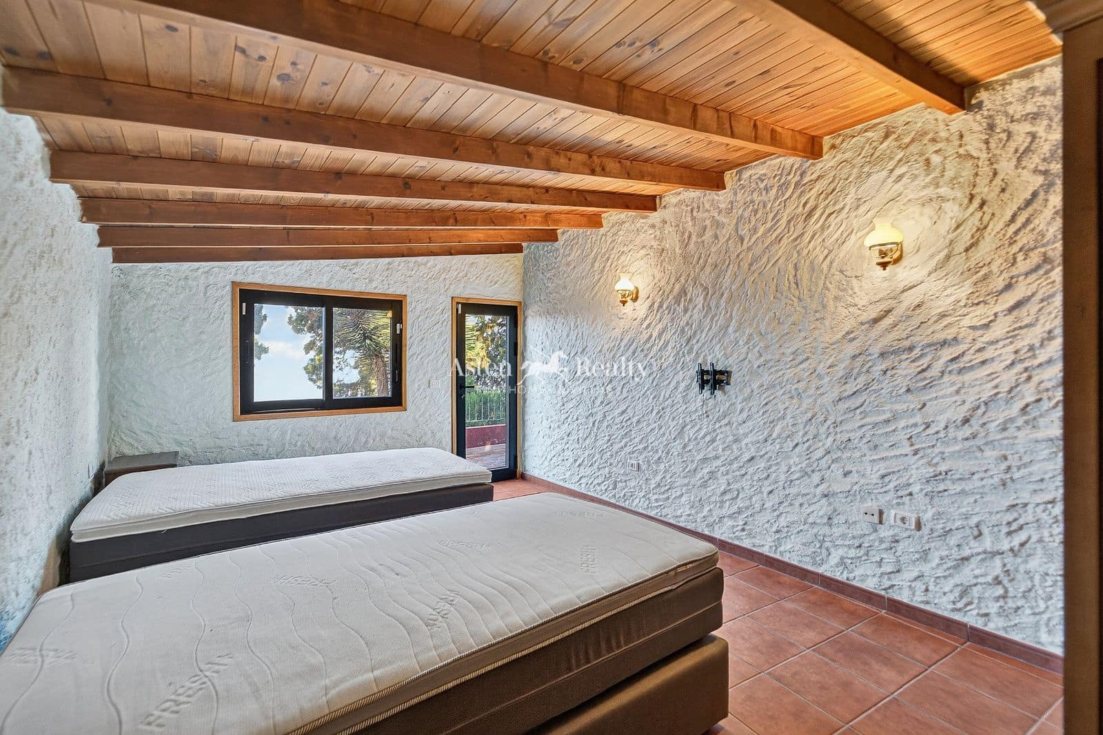 Chalet de 4 habitaciones en Icod de los Vinos en venta con garaje - 319.000 € (Ref: 10014790)