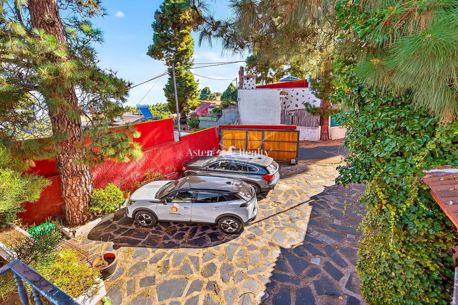 Chalet de 4 habitaciones en Icod de los Vinos en venta con garaje - 319.000 € (Ref: 10014790)