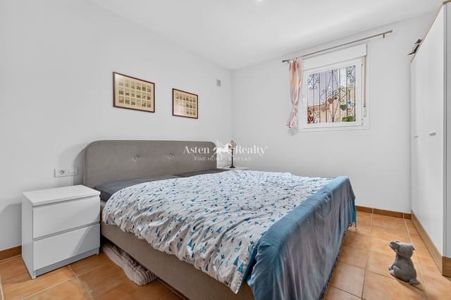 4 chambre Villa/Maison à vendre à San Juan de la Rambla avec garage - 299 000 € (Ref: 10014791)