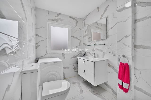 4 chambre Villa/Maison à vendre à San Juan de la Rambla avec garage - 299 000 € (Ref: 10014791)