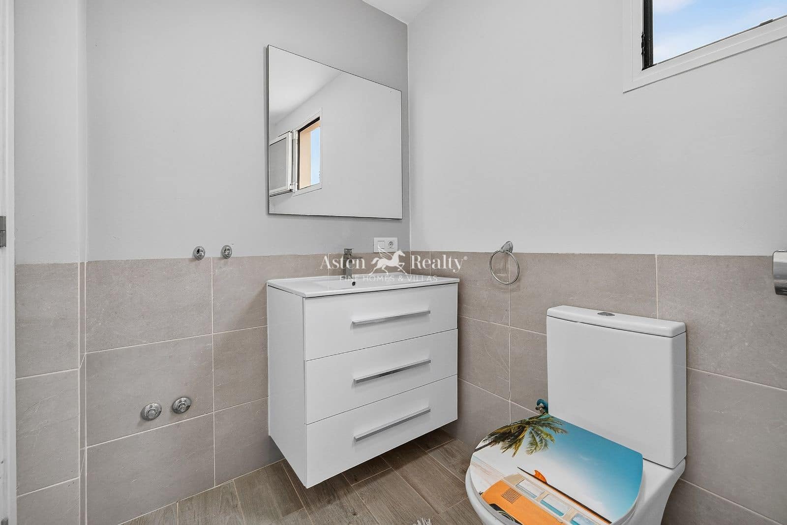 4 sovrum Villa till salu i San Juan de la Rambla med garage - 299 000 € (Ref: 10014791)