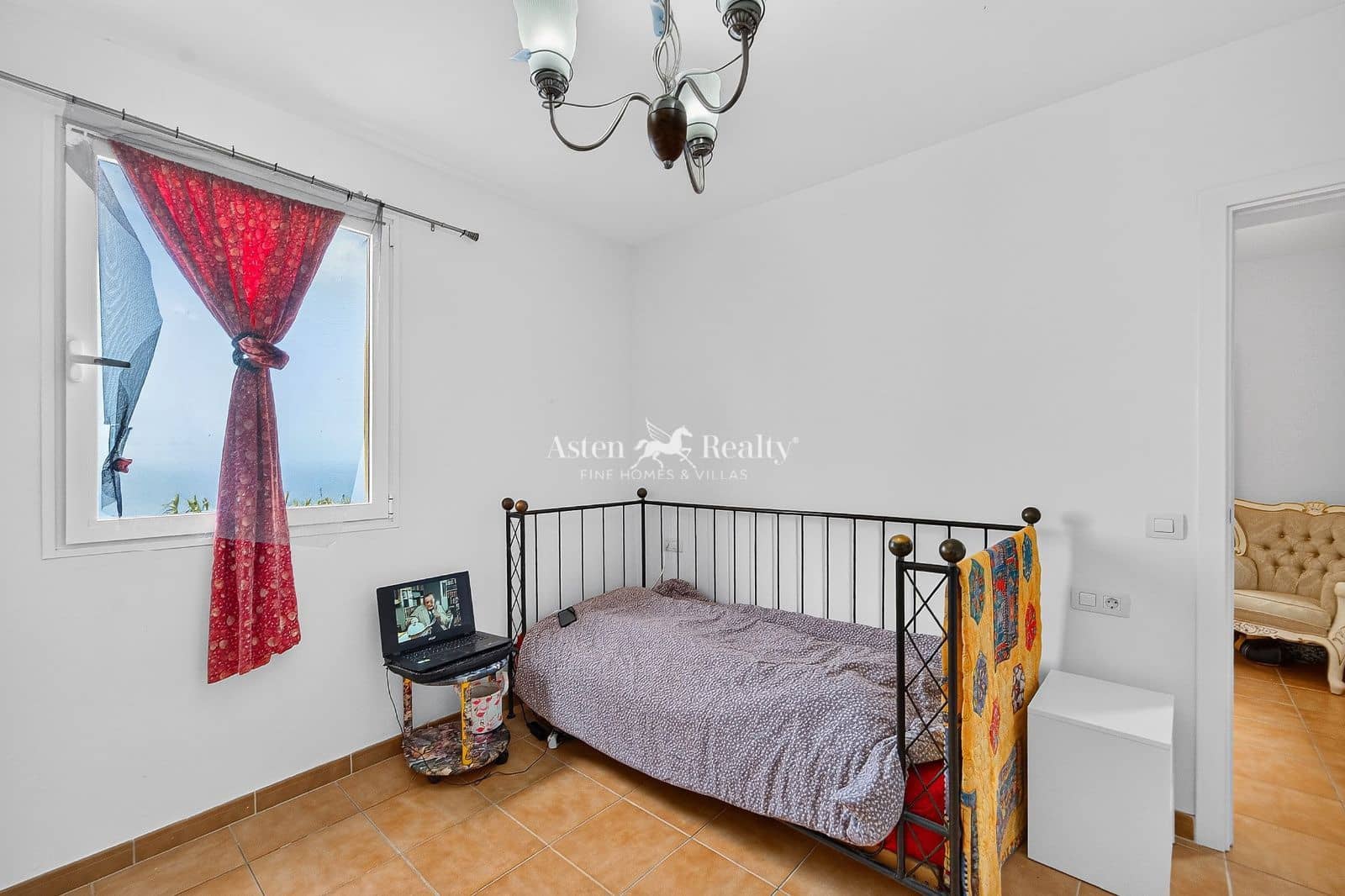 4 sovrum Villa till salu i San Juan de la Rambla med garage - 299 000 € (Ref: 10014791)