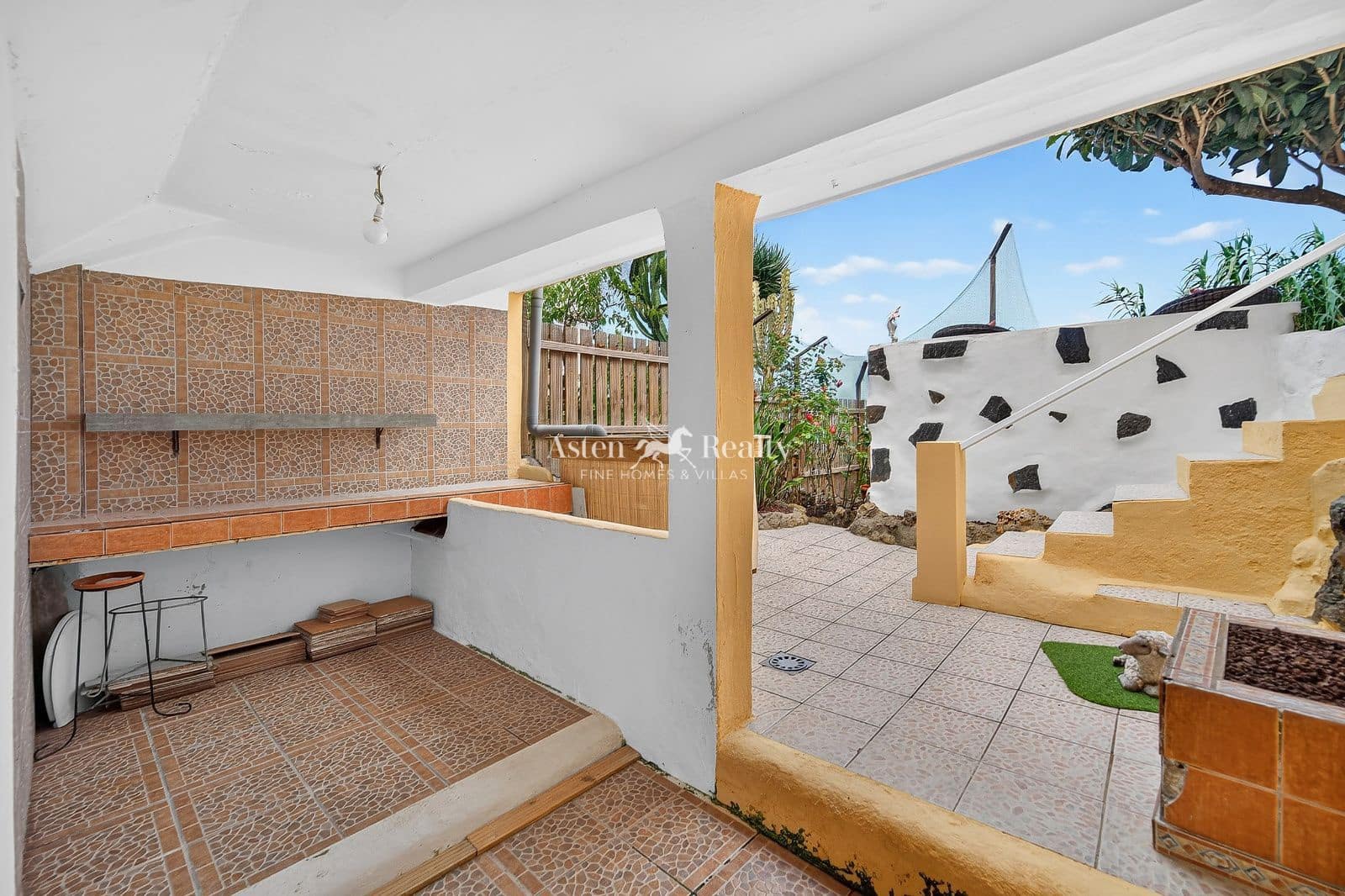 4 sovrum Villa till salu i San Juan de la Rambla med garage - 299 000 € (Ref: 10014791)