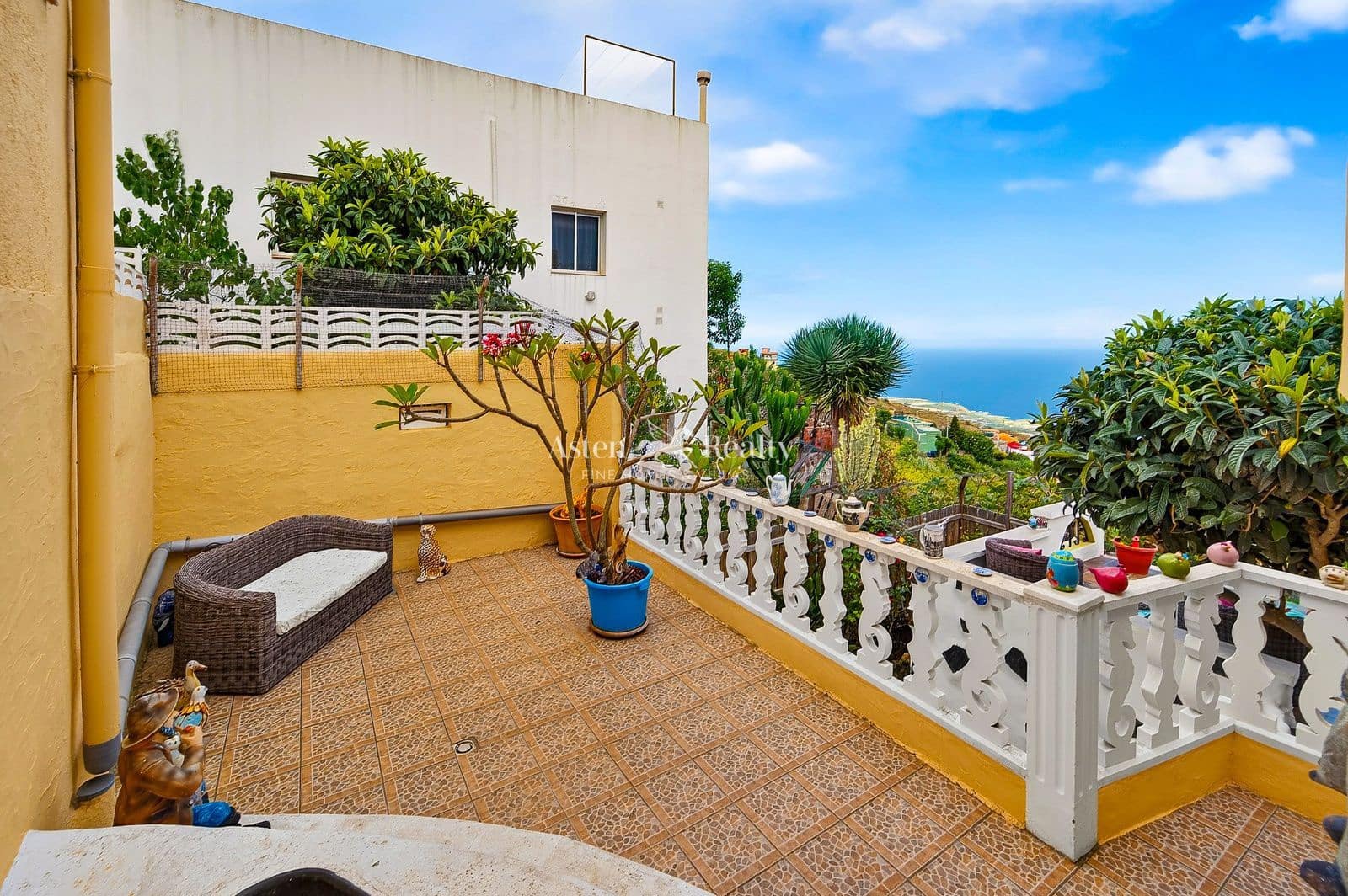 4 sovrum Villa till salu i San Juan de la Rambla med garage - 299 000 € (Ref: 10014791)