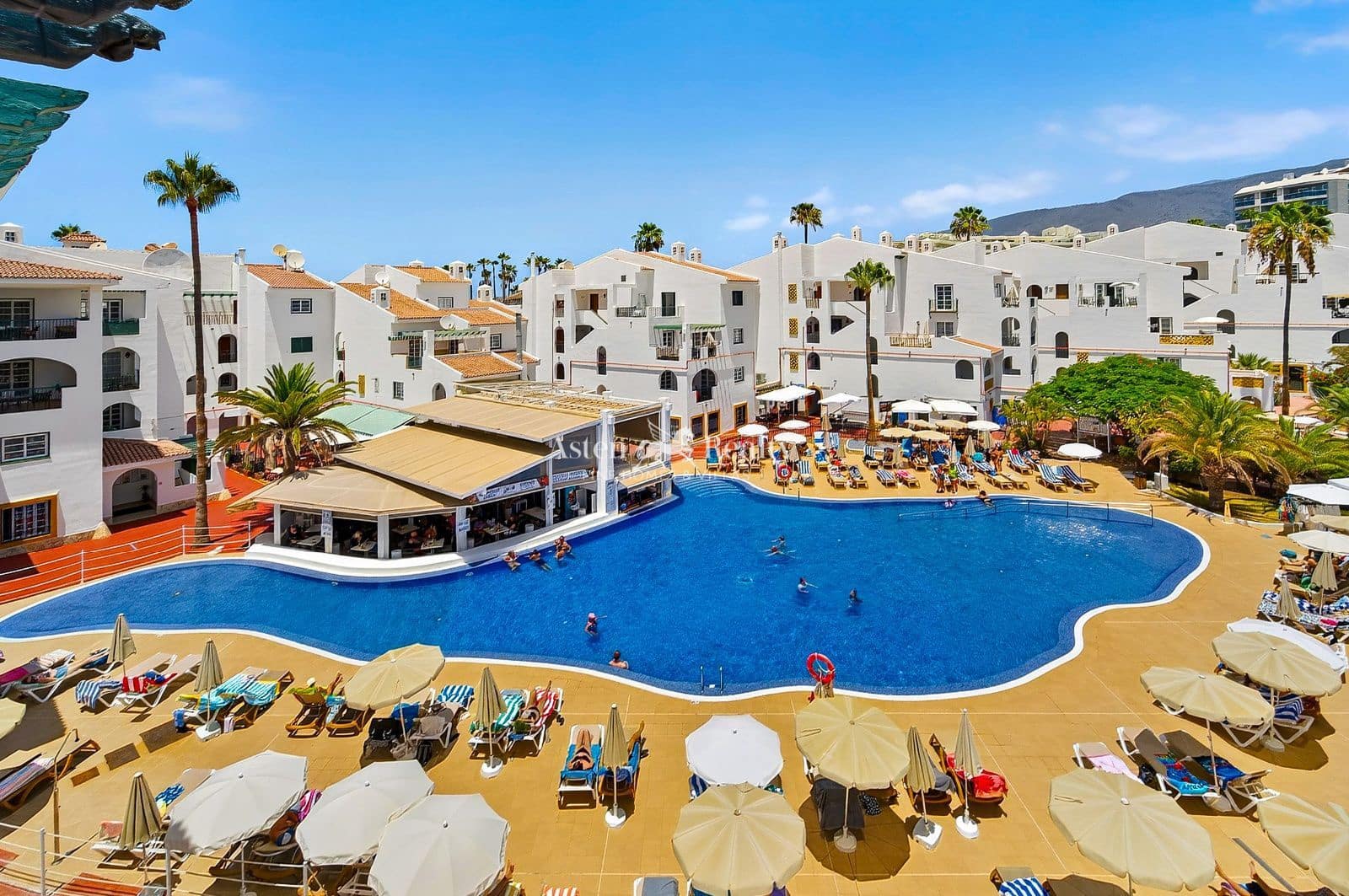 Lejlighed til salg i Costa Adeje med swimmingpool - € 350.000 (Ref: 10016772)