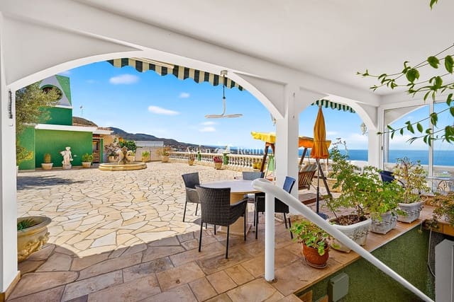 3 Zimmer Villa zu verkaufen in San Cristóbal de La Laguna mit Pool Garage - 850.000 € (Ref: 10031098)