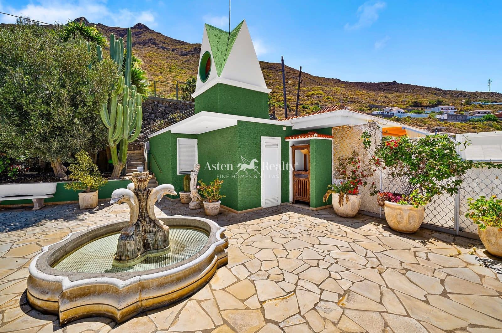 3 Zimmer Villa zu verkaufen in San Cristobal de La Laguna mit Pool Garage - 850.000 € (Ref: 10031098)