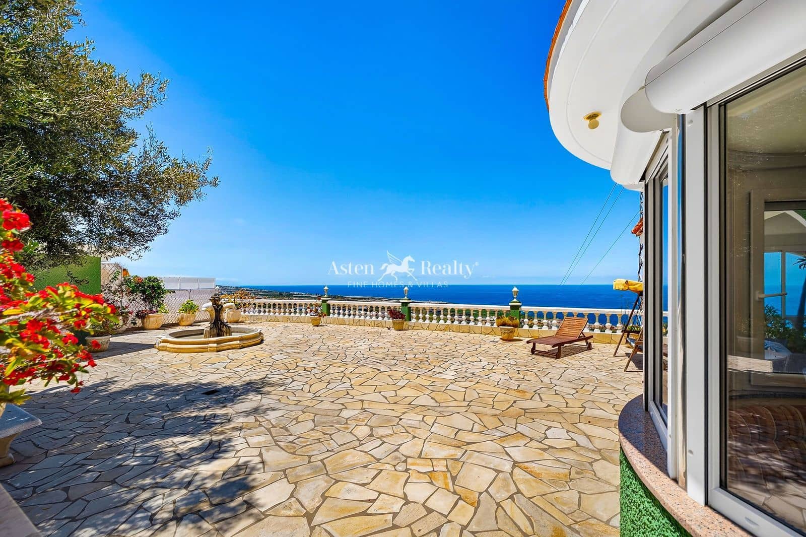 3 Zimmer Villa zu verkaufen in San Cristobal de La Laguna mit Pool Garage - 850.000 € (Ref: 10031098)