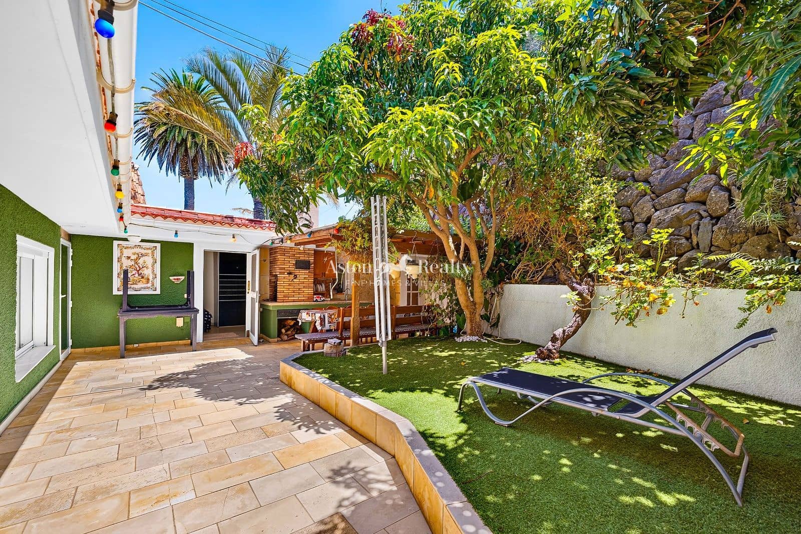 3 Zimmer Villa zu verkaufen in San Cristobal de La Laguna mit Pool Garage - 850.000 € (Ref: 10031098)
