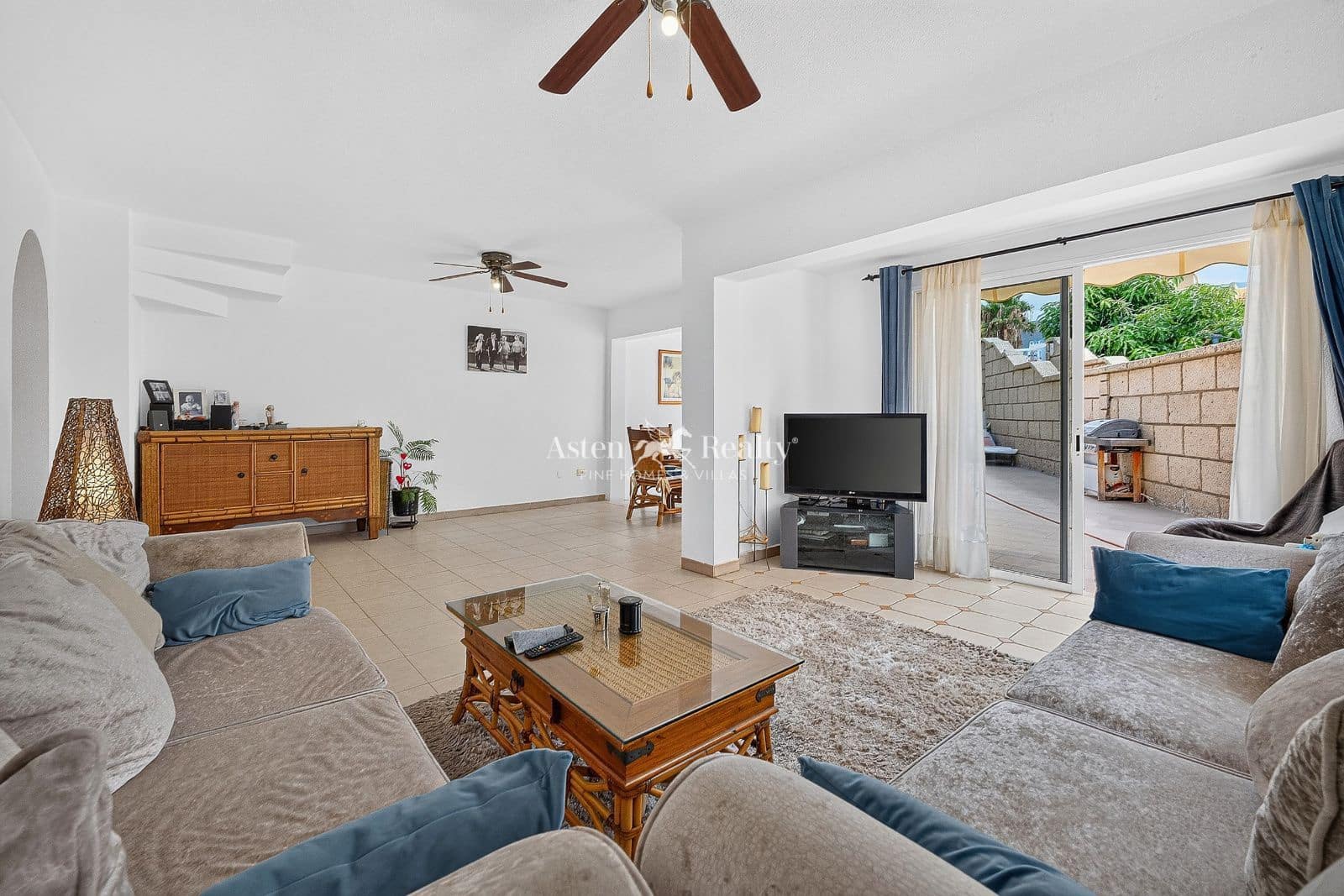 4 chambre Villa/Maison à vendre à Torviscas avec piscine garage - 595 000 € (Ref: 10031263)