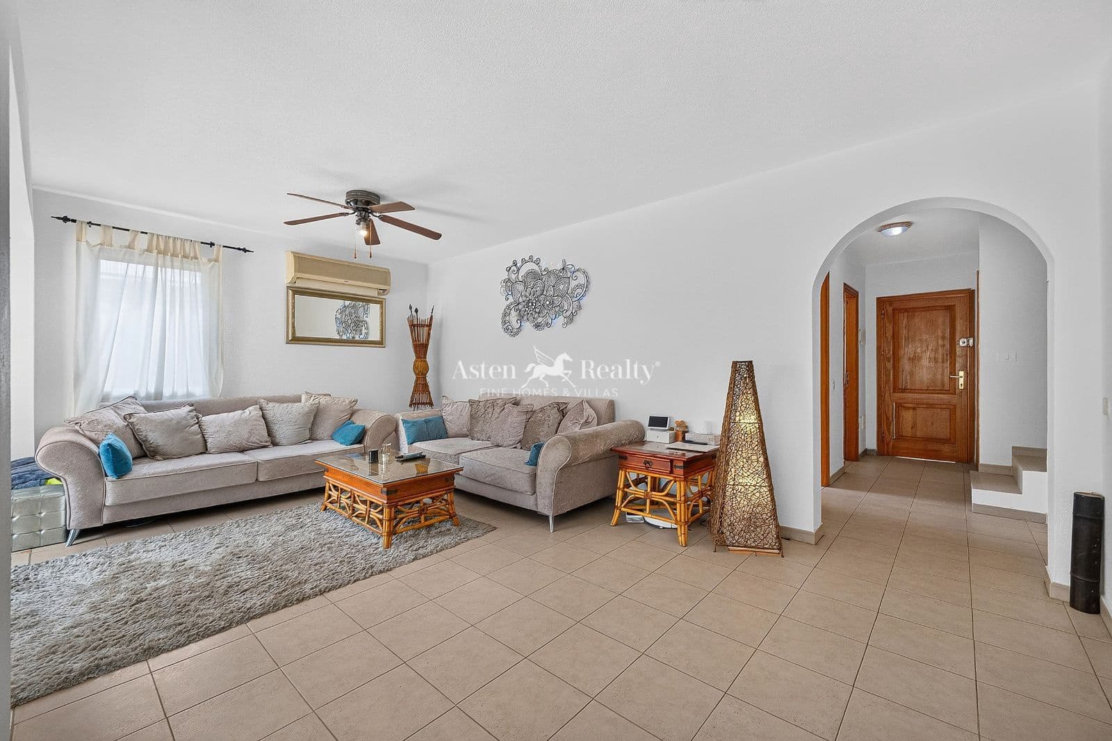 4 chambre Villa/Maison à vendre à Torviscas avec piscine garage - 595 000 € (Ref: 10031263)