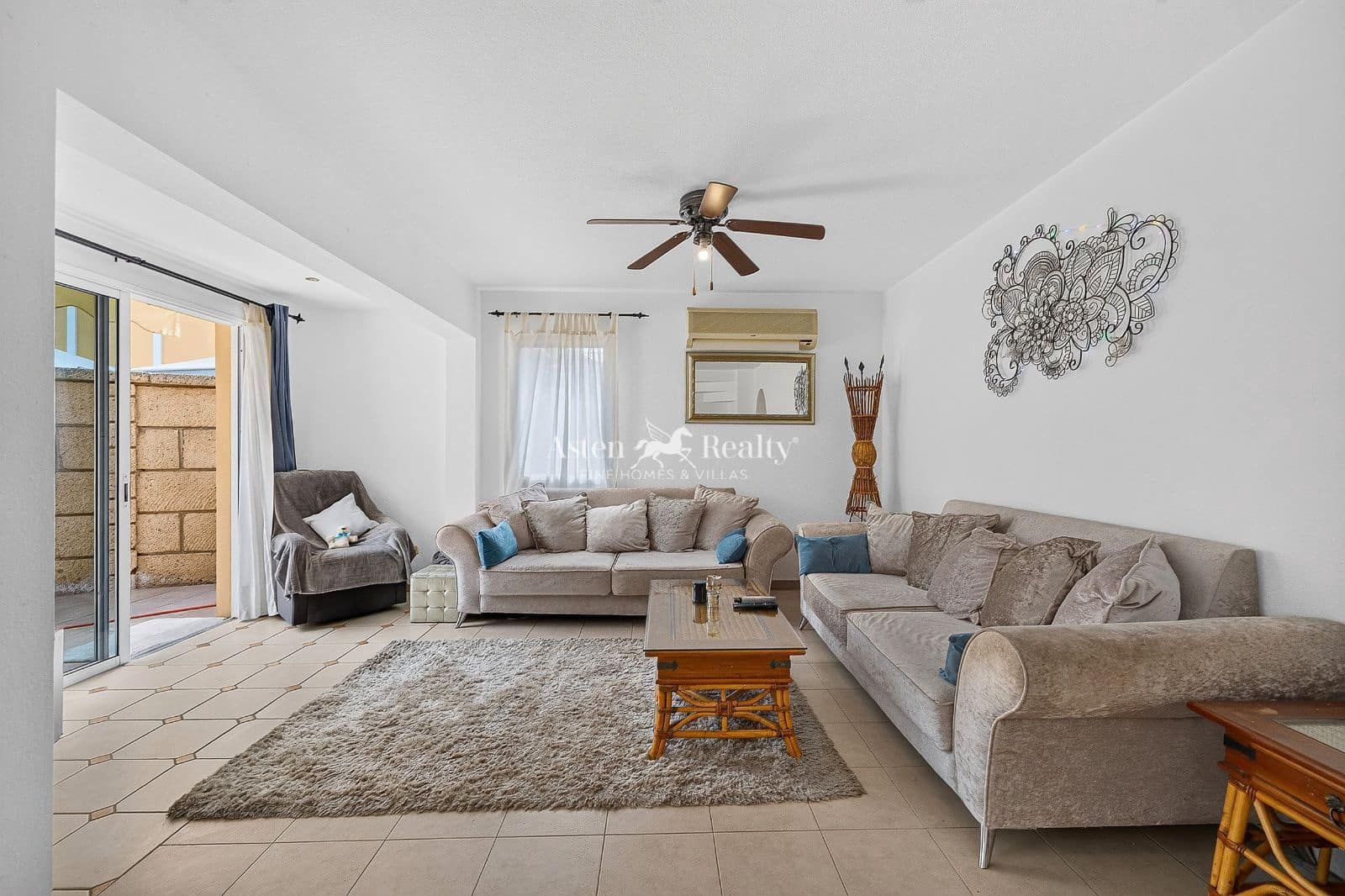 4 chambre Villa/Maison à vendre à Torviscas avec piscine garage - 595 000 € (Ref: 10031263)