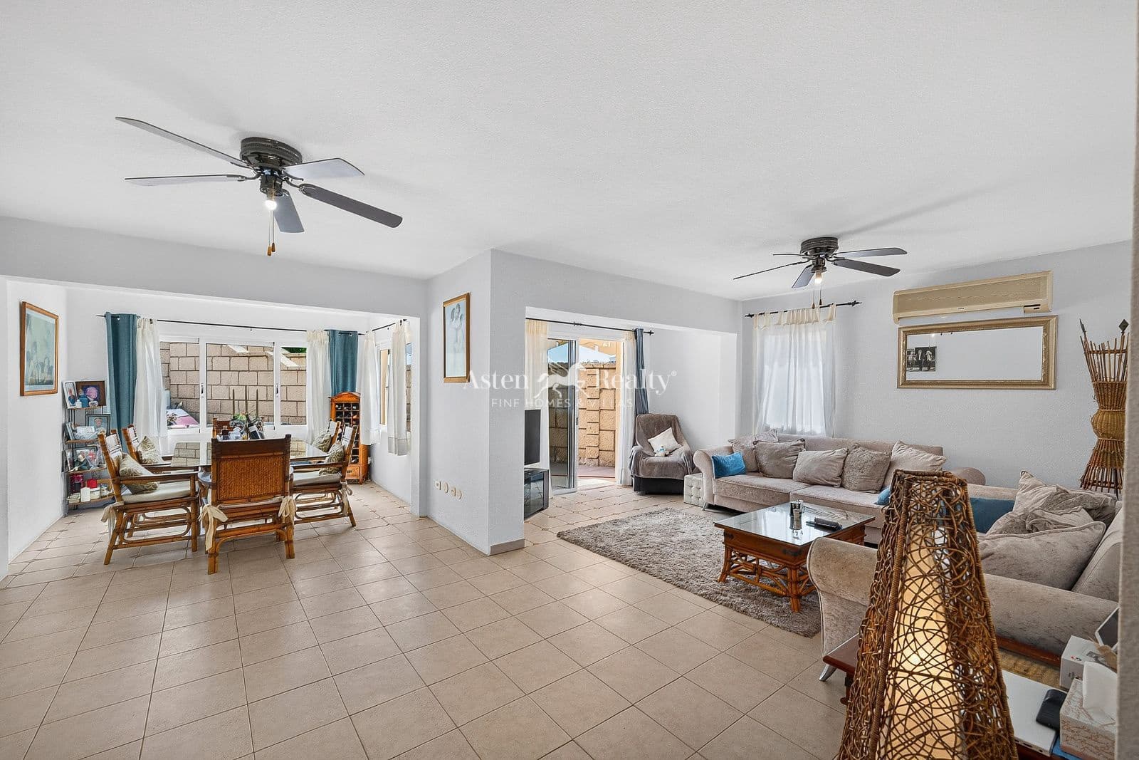 4 chambre Villa/Maison à vendre à Torviscas avec piscine garage - 595 000 € (Ref: 10031263)