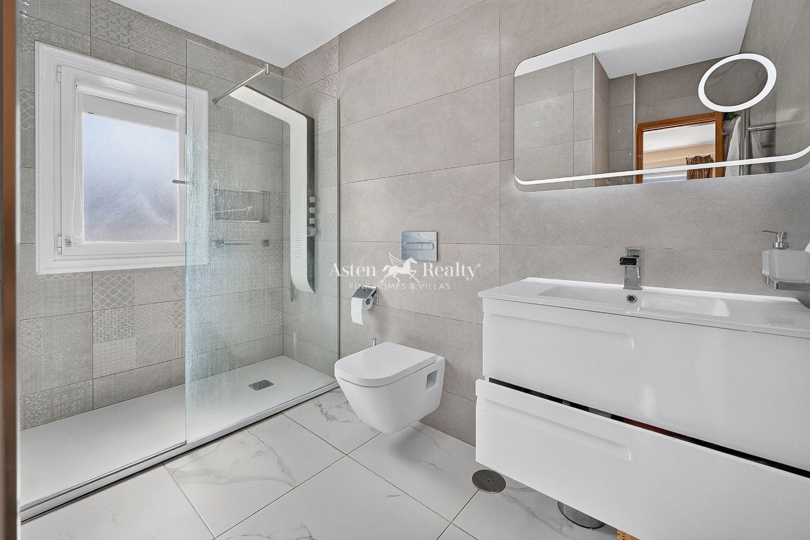 4 chambre Villa/Maison à vendre à Torviscas avec piscine garage - 595 000 € (Ref: 10031263)