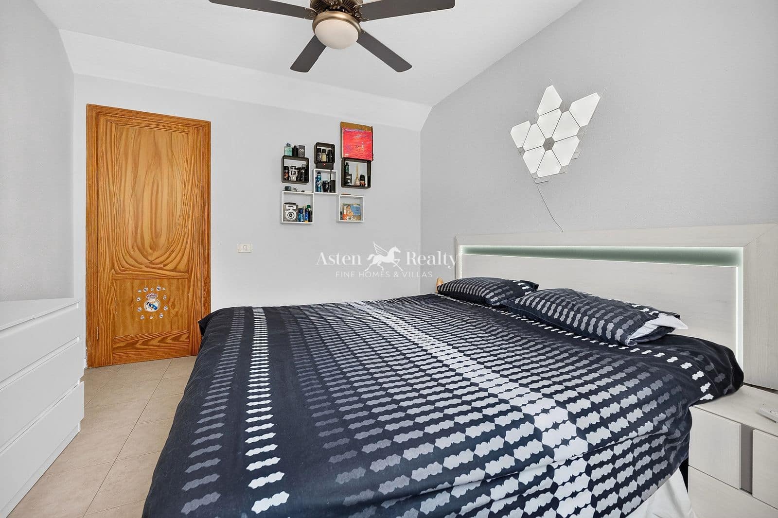 4 chambre Villa/Maison à vendre à Torviscas avec piscine garage - 595 000 € (Ref: 10031263)