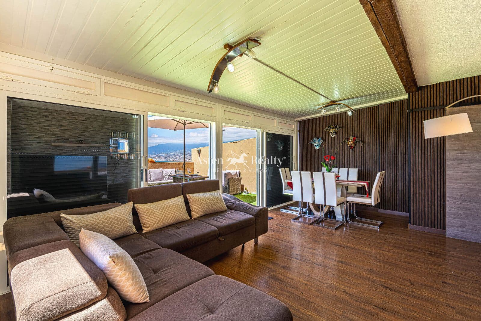 4 makuuhuone Asunto myytävänä paikassa Radazul - 569 000 € (Ref: 10031326)