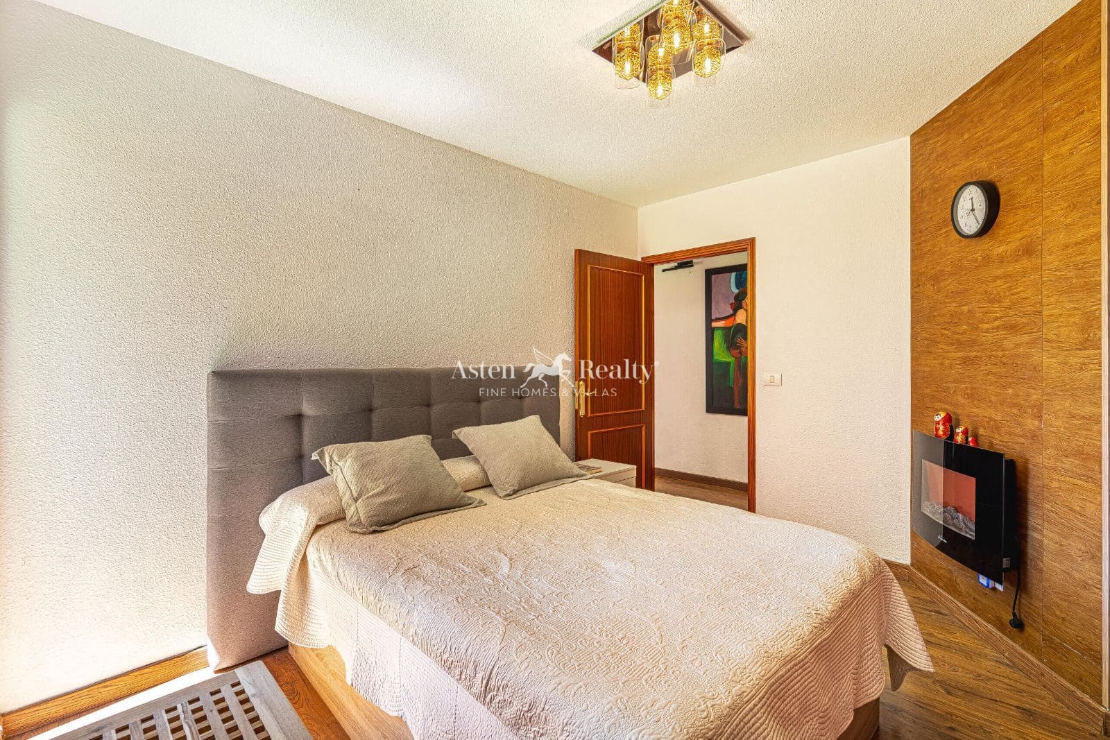 4 makuuhuone Asunto myytävänä paikassa Radazul - 569 000 € (Ref: 10031326)