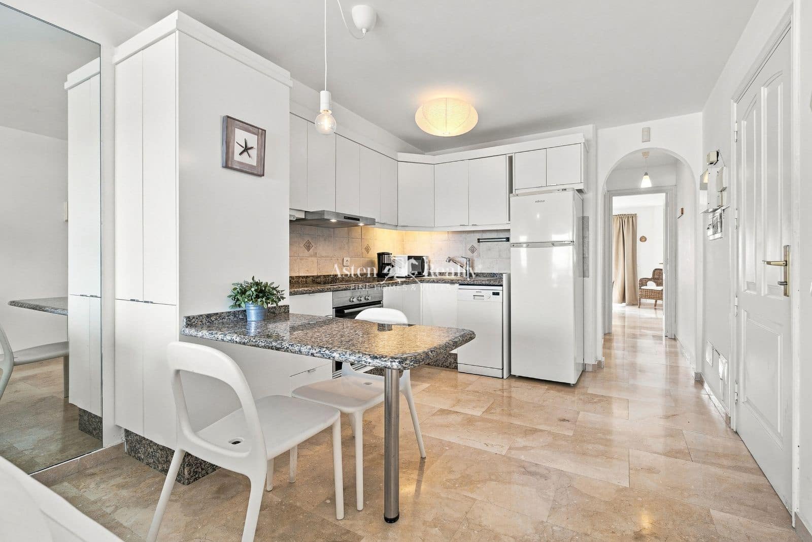 1 quarto Apartamento para venda em La Caleta Adeje com garagem - 695 000 € (Ref: 10033262)