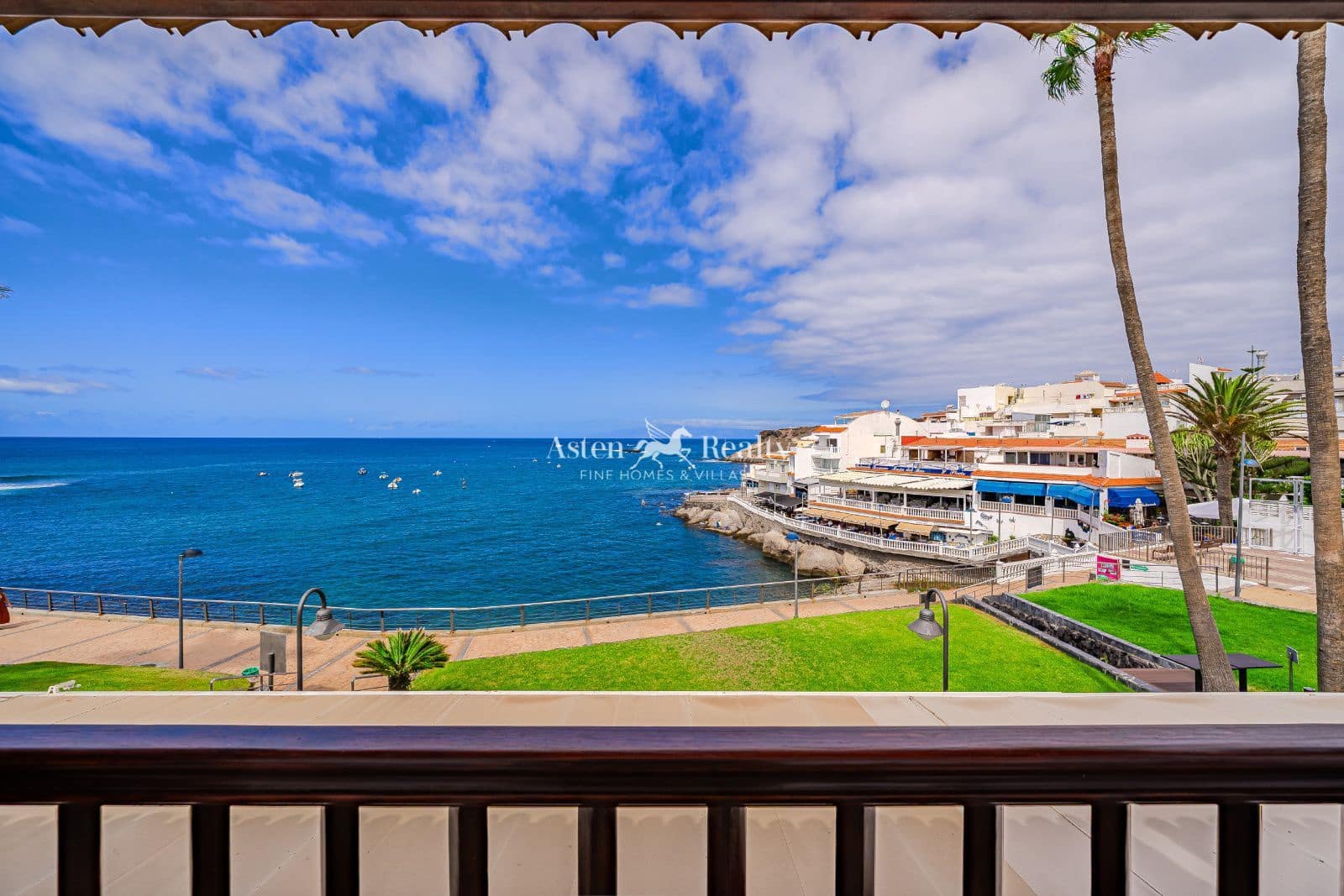 1 quarto Apartamento para venda em La Caleta Adeje com garagem - 695 000 € (Ref: 10033262)