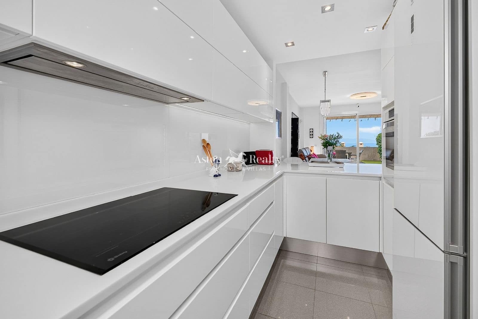 2 sovrum Villa till salu i Puerto Santiago med pool garage - 795 000 € (Ref: 10034334)