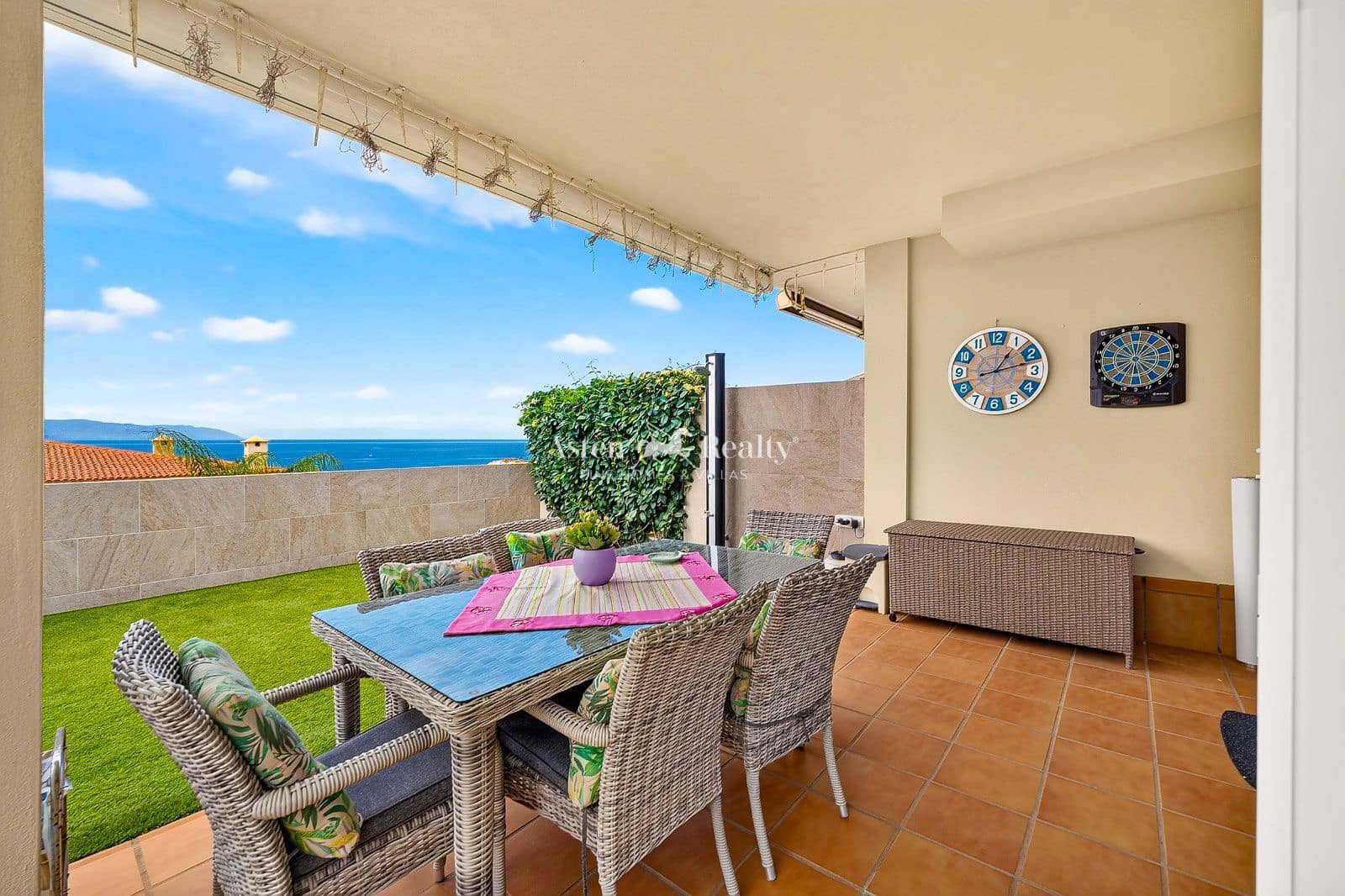 2 sovrum Villa till salu i Puerto Santiago med pool garage - 795 000 € (Ref: 10034334)