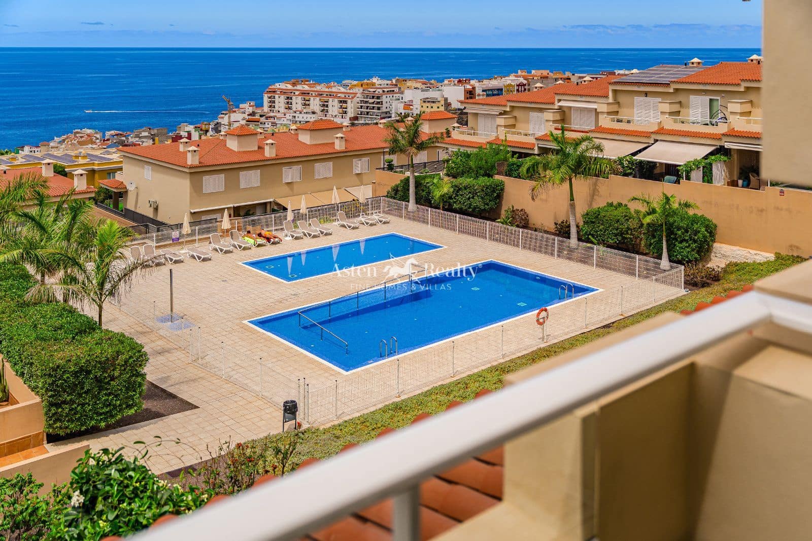 2 sovrum Villa till salu i Puerto Santiago med pool garage - 795 000 € (Ref: 10034334)