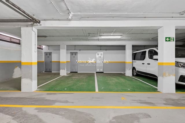 Garage te koop in Los Cristianos, Arona - € 30.500 (Ref: 10035641)